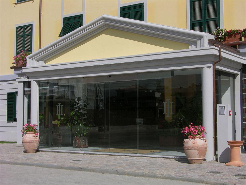 Santa Caterina Park Hotel Sarzana Buitenkant foto