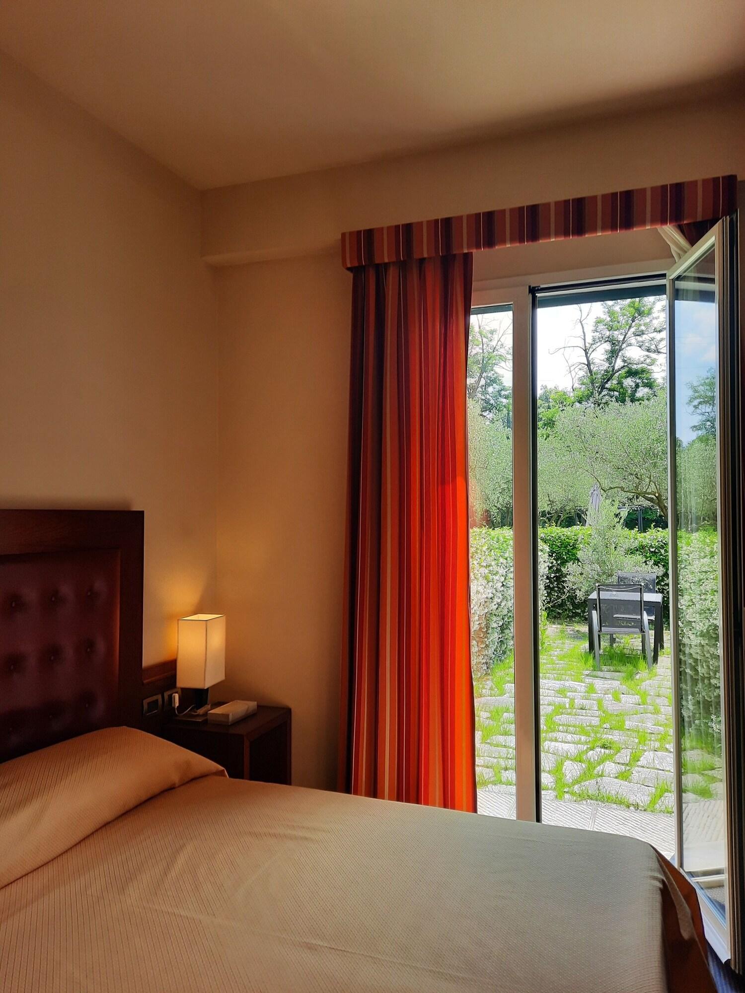 Santa Caterina Park Hotel Sarzana Buitenkant foto